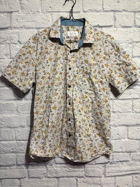 Rue Saint-Patrick Montreal Short-Sleeve Floral Button-Up Shirt Small